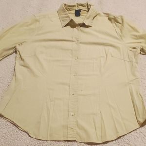 GAP stretch light green long sleeve button front shirt